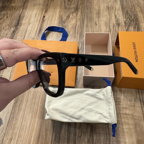 My Monogram Anti-Blue Light Glasses - Picture 3 of 10